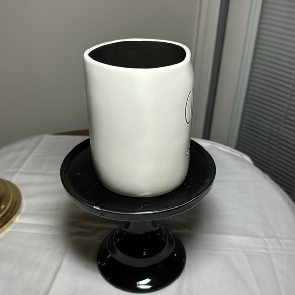 Rae Dunn Class of 2023 - Picture 5 of 7